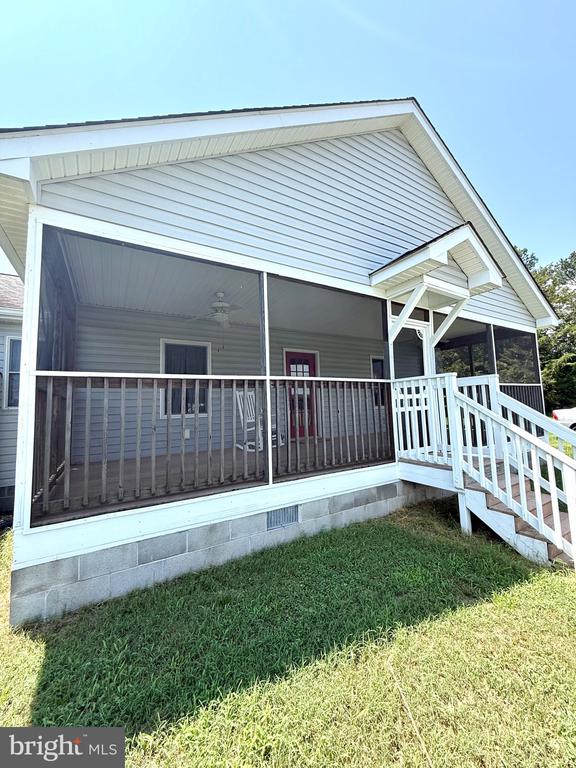 13800 CEDAR LANE