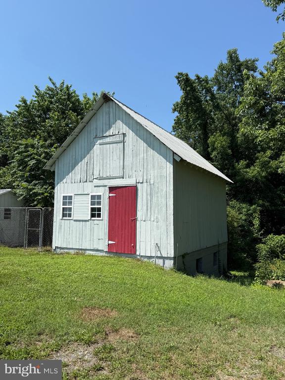 13800 CEDAR LANE
