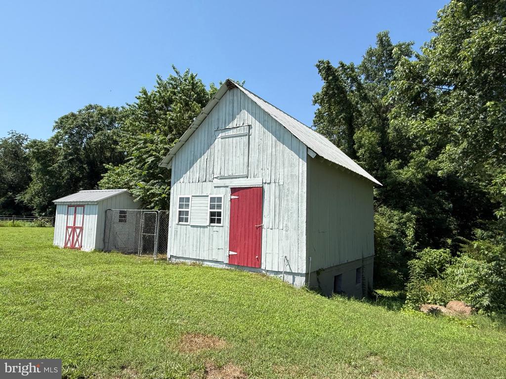 13800 CEDAR LANE