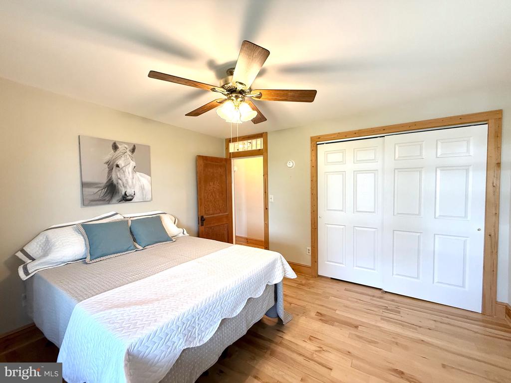 13800 CEDAR LANE