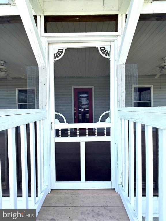 13800 CEDAR LANE