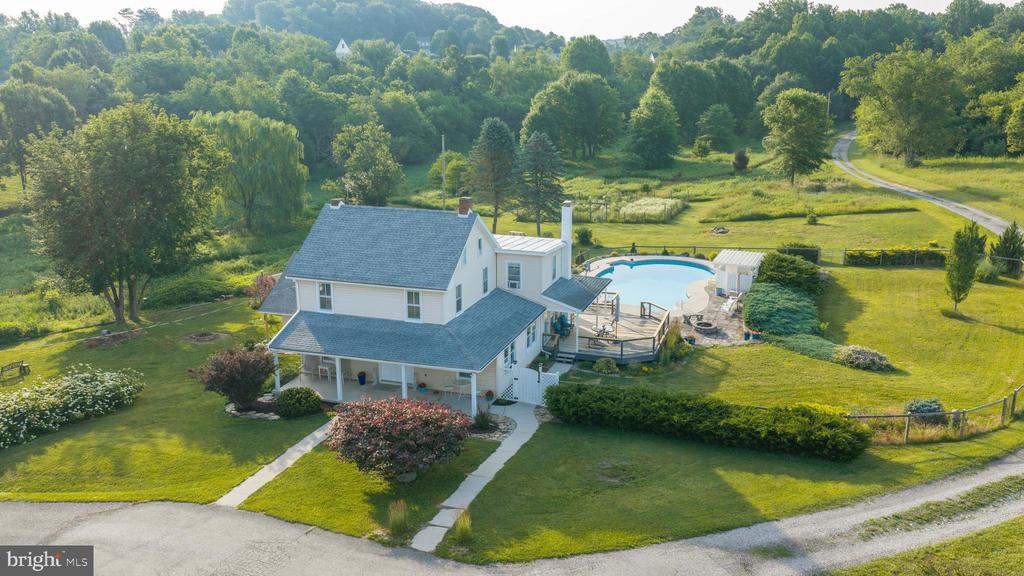 702 OLD WESTMINSTER ROAD