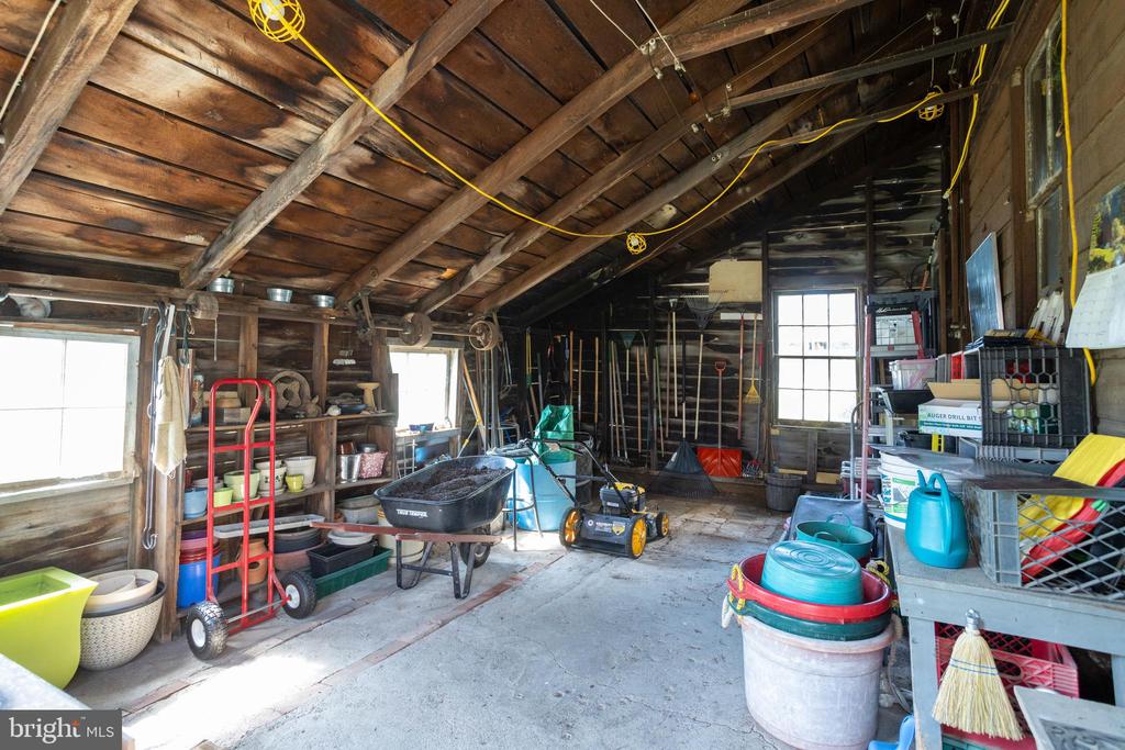 702 OLD WESTMINSTER ROAD
