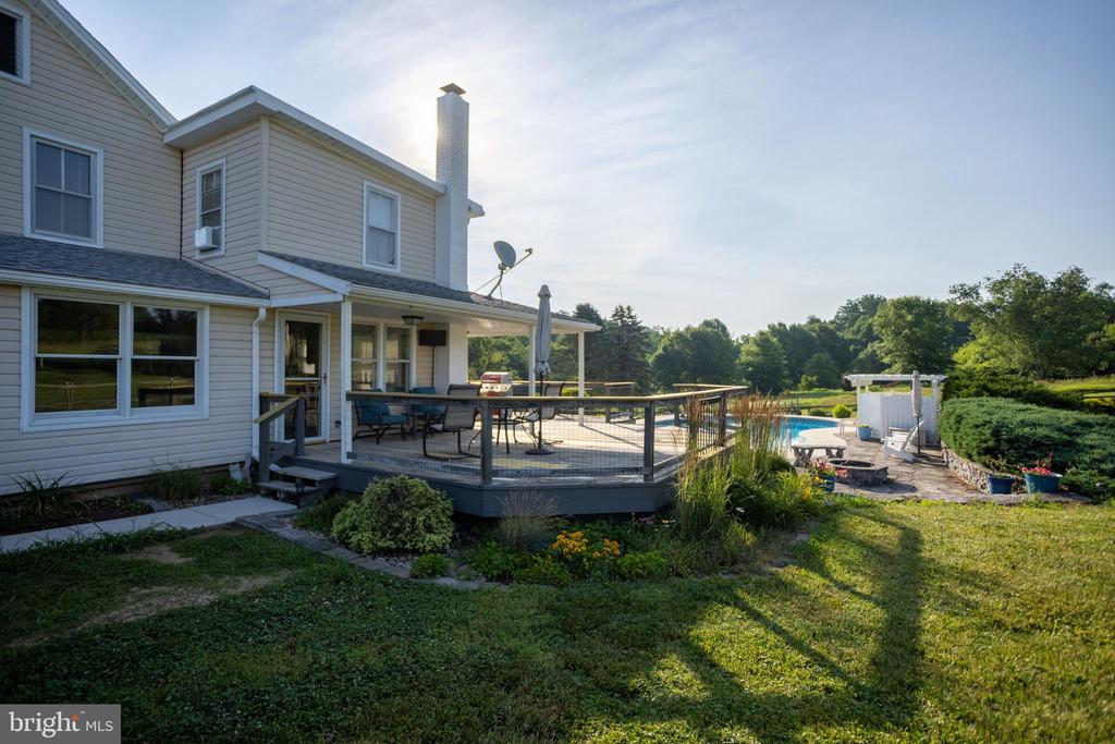702 OLD WESTMINSTER ROAD