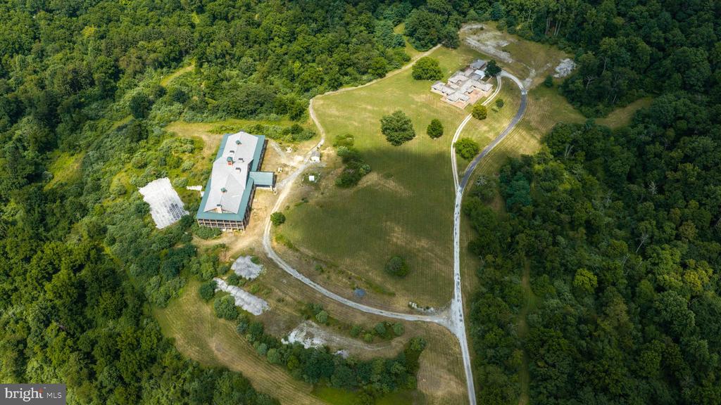 1207 FLOHRS CHURCH ROAD