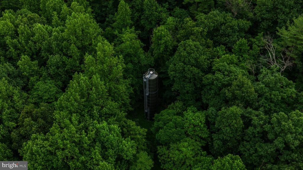 1207 FLOHRS CHURCH ROAD