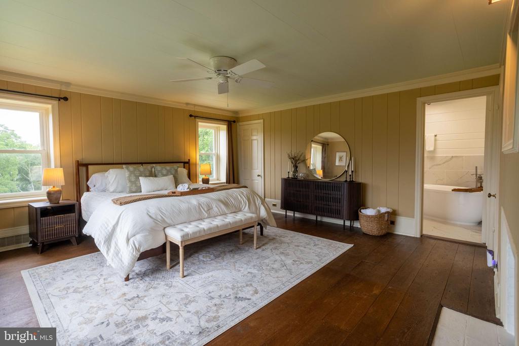 1207 FLOHRS CHURCH ROAD