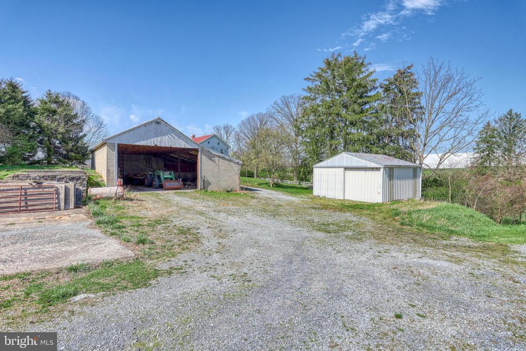 197 BARNSTABLE ROAD