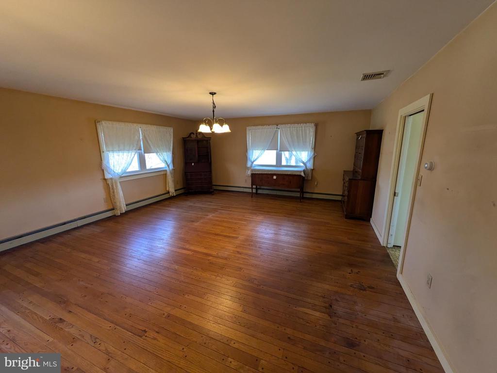 35 PINE HILL ROAD