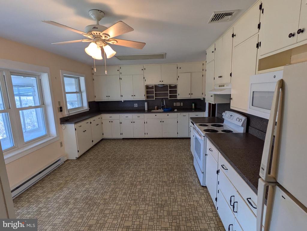 35 PINE HILL ROAD