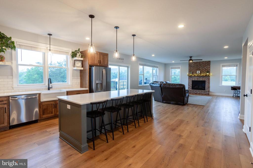 50 BELLA TERRA DRIVE