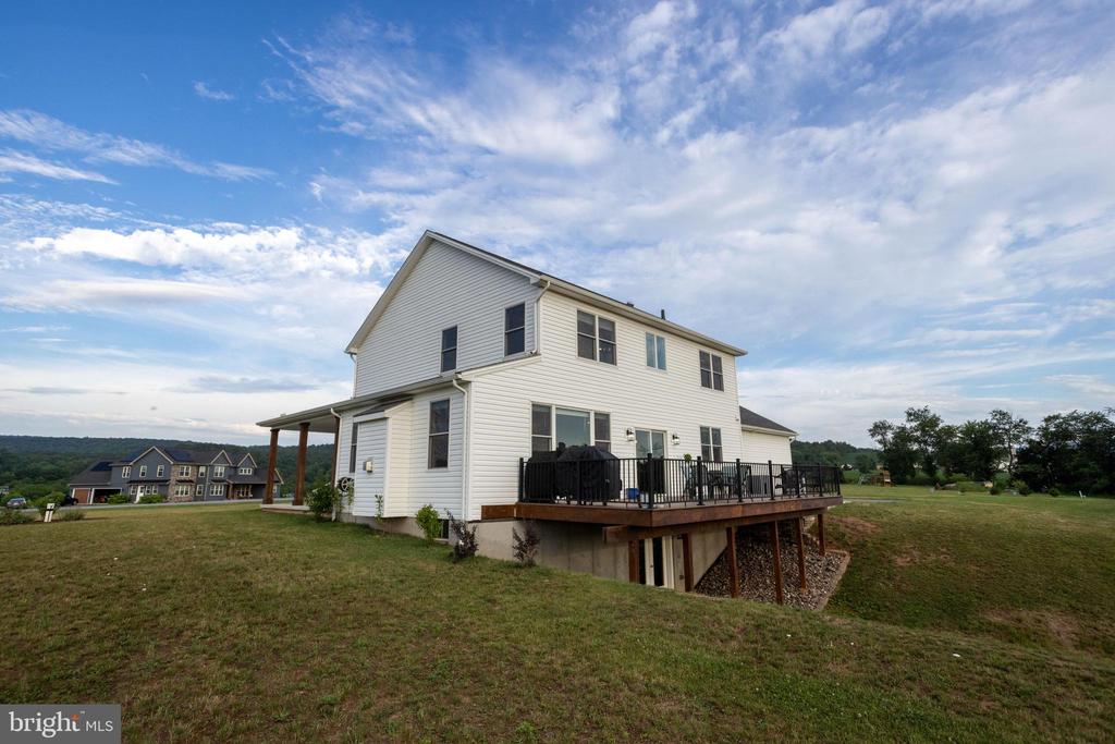 50 BELLA TERRA DRIVE