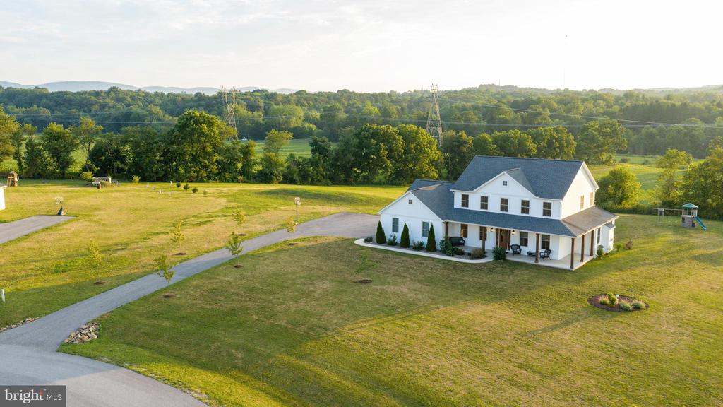 50 BELLA TERRA DRIVE
