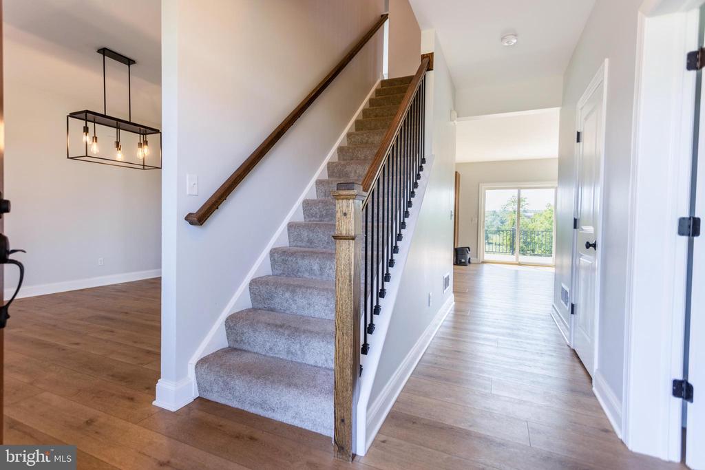 50 BELLA TERRA DRIVE