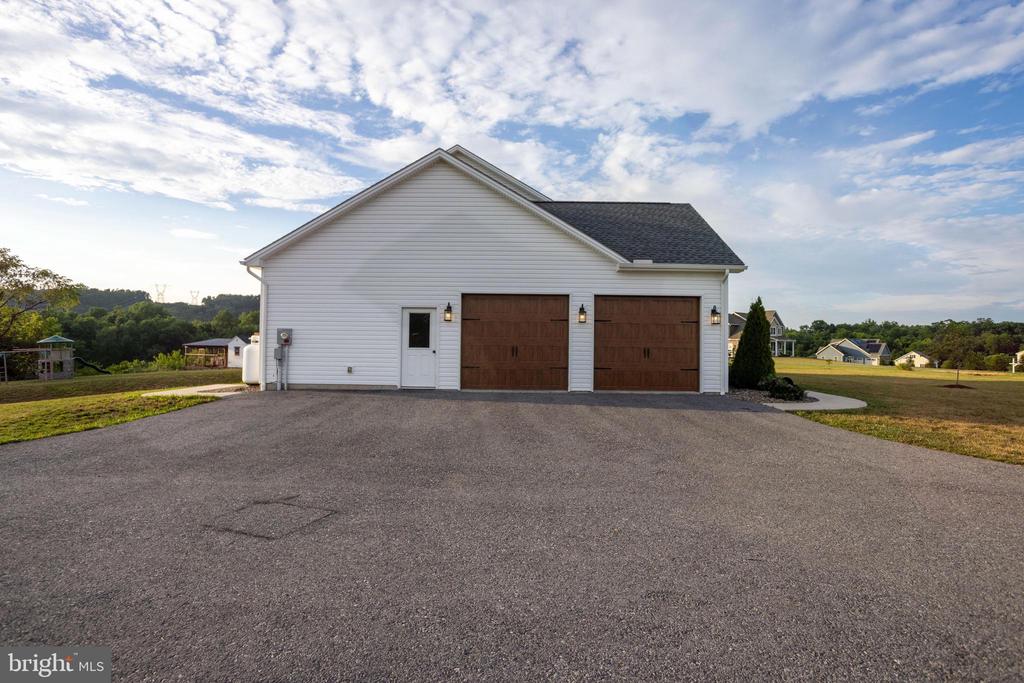 50 BELLA TERRA DRIVE
