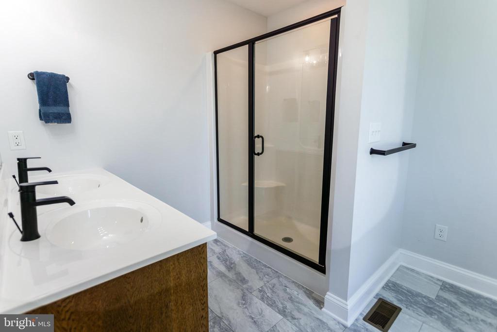 50 BELLA TERRA DRIVE
