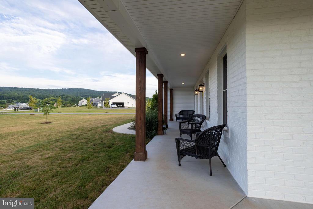 50 BELLA TERRA DRIVE