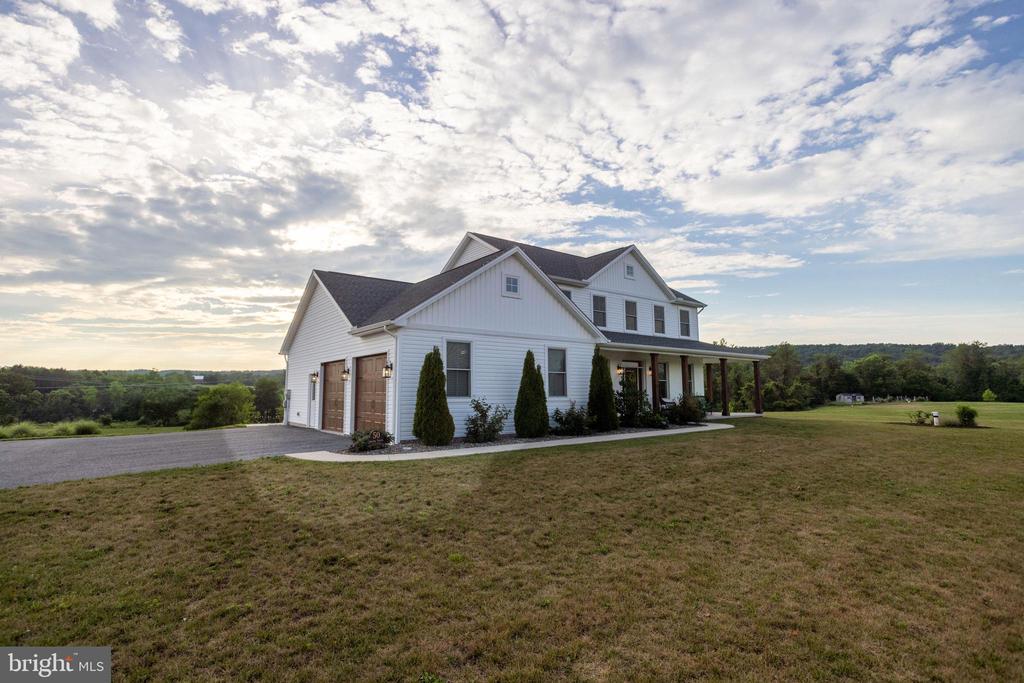 50 BELLA TERRA DRIVE