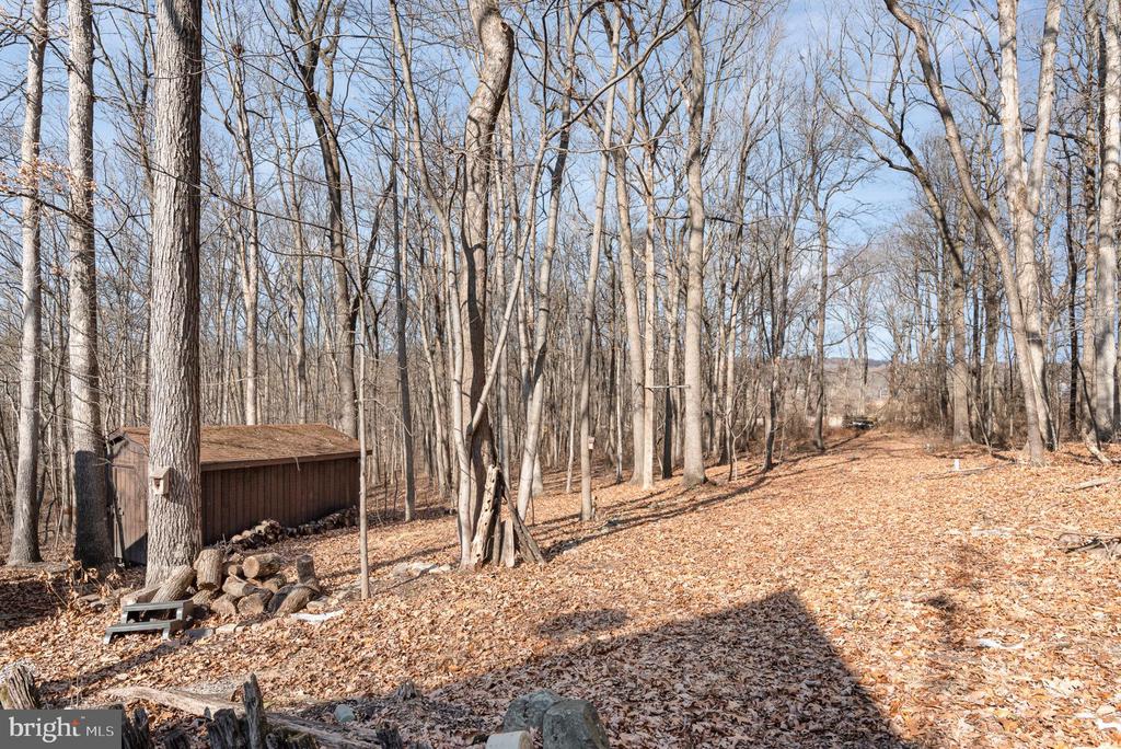 105 WILLOW ROAD