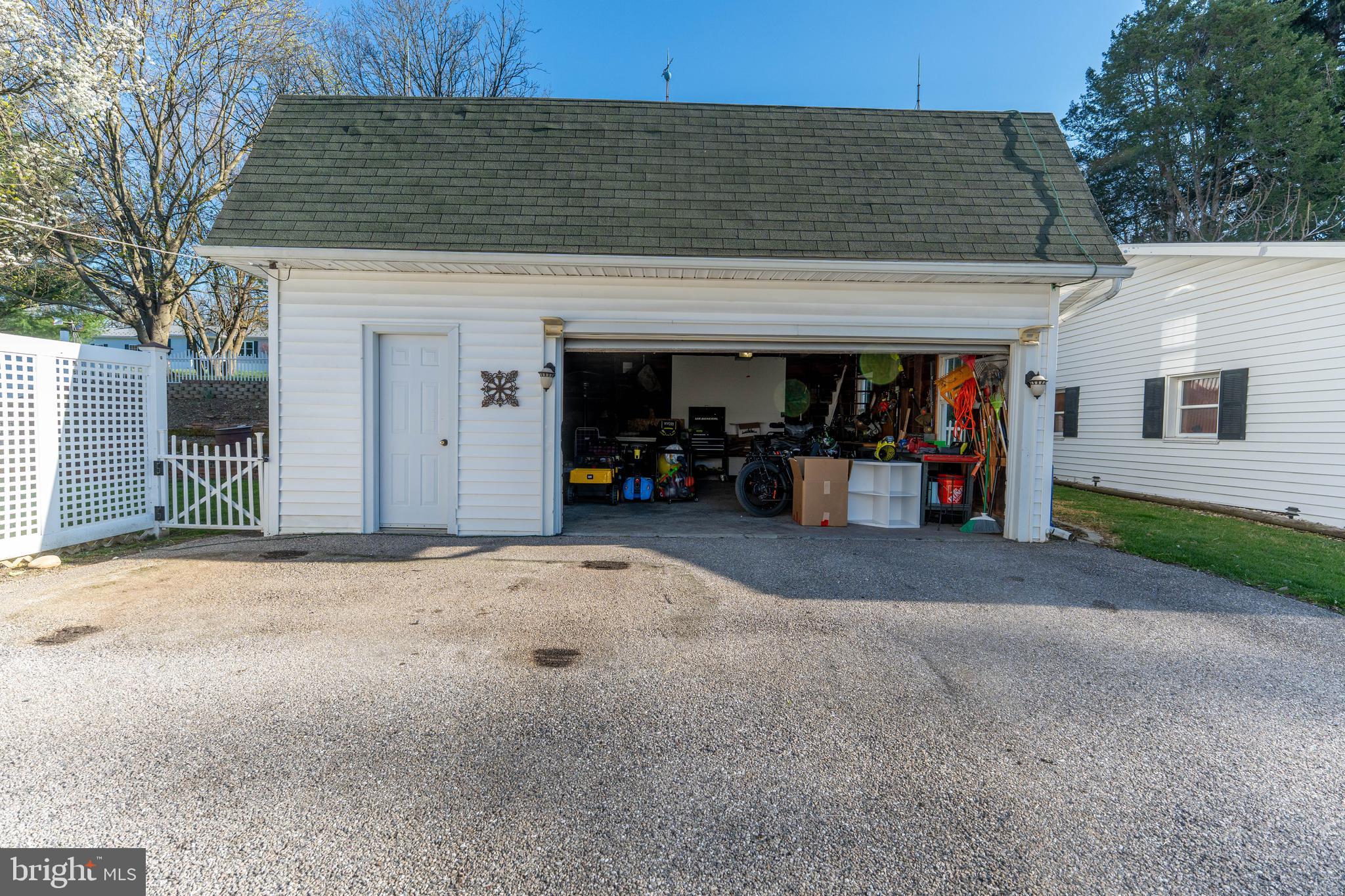 16 MAIN STREET