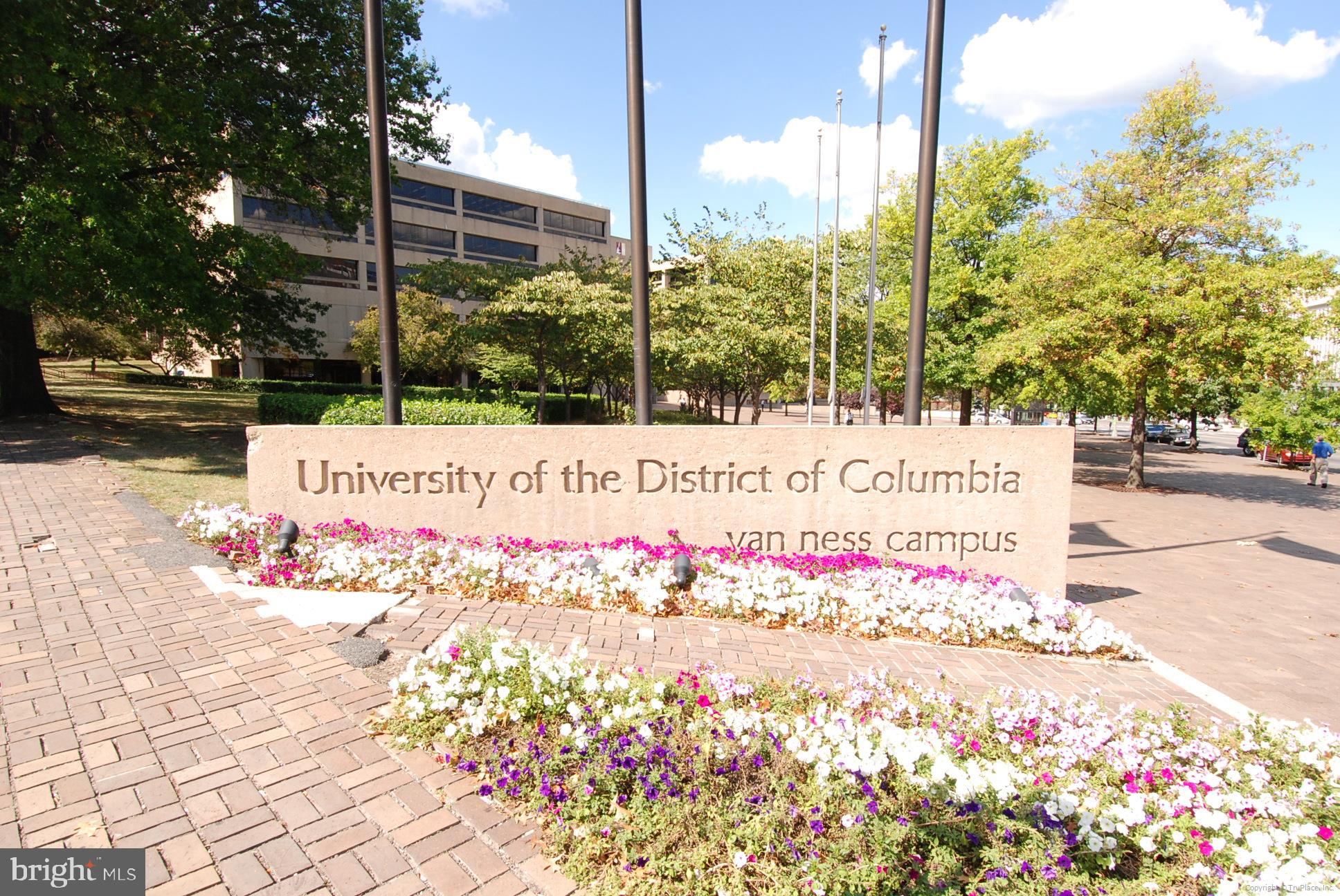 3100 Connecticut AVENUE NW Unit: 301