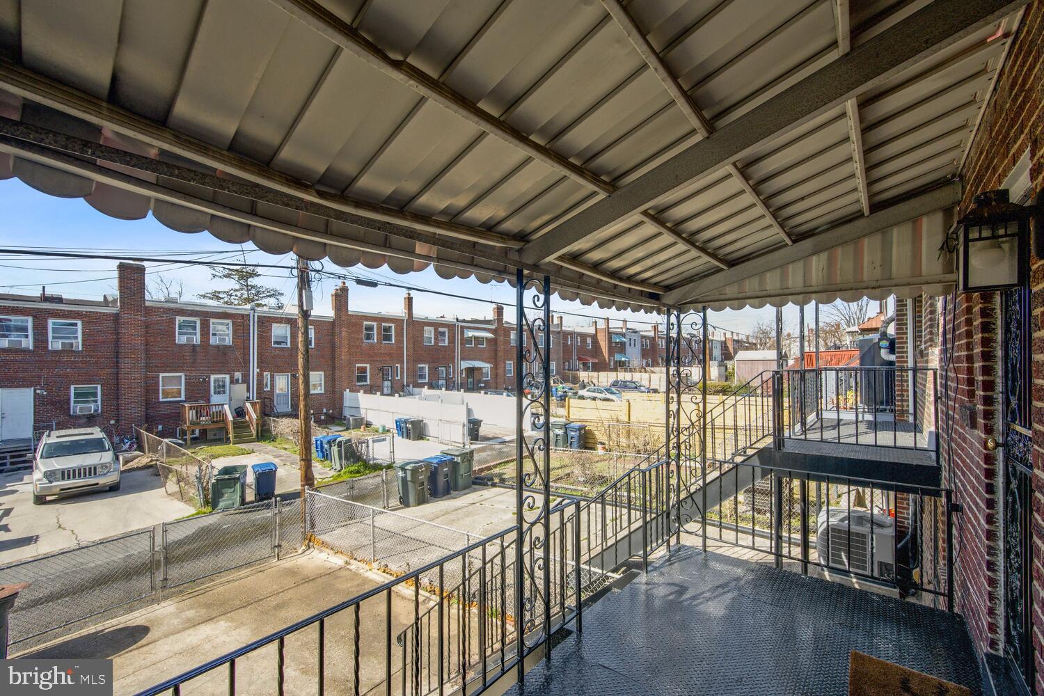 2316 13th Pl NE