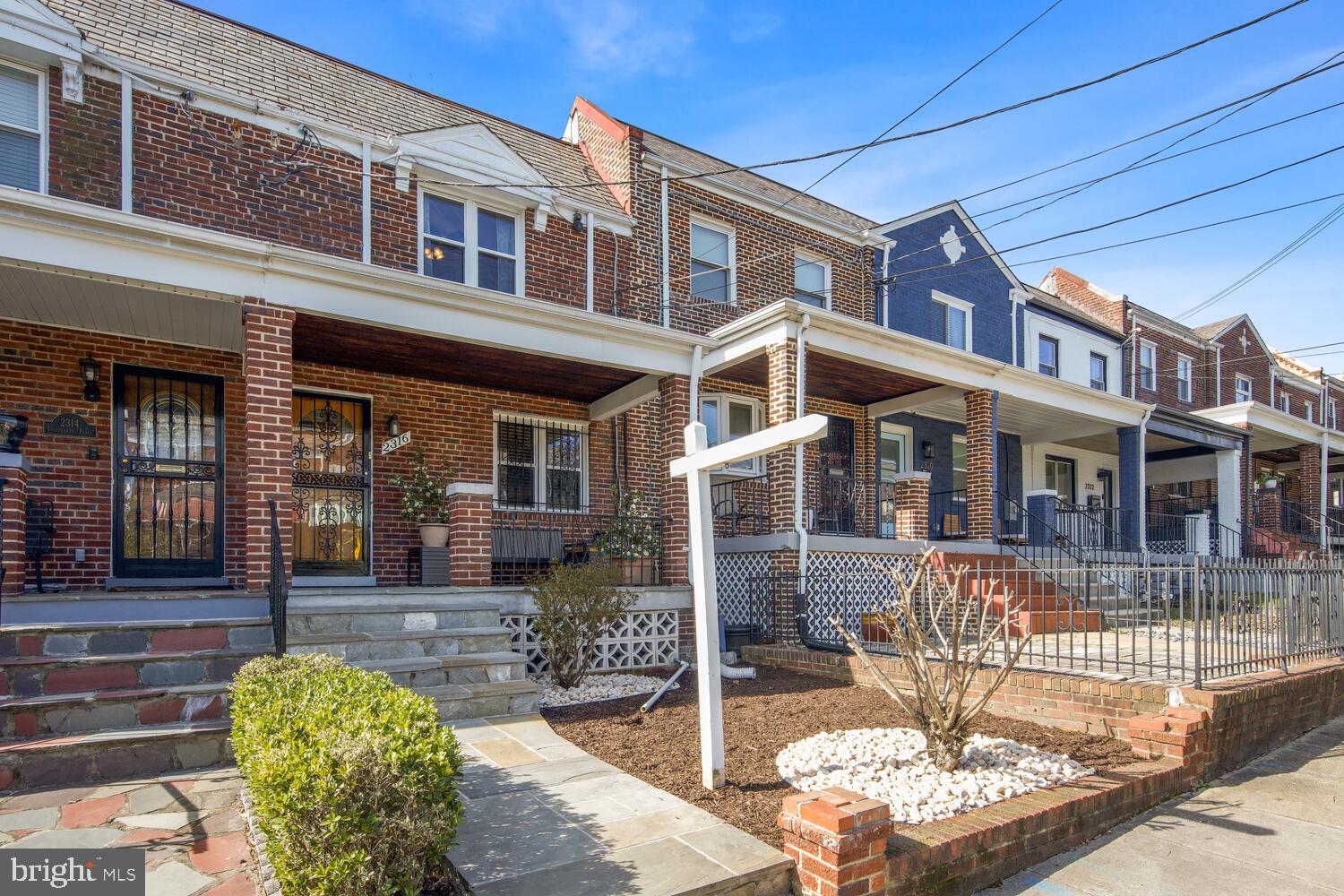 2316 13th Pl NE