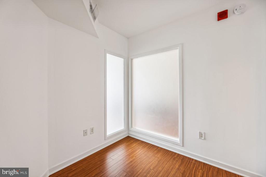475 K St NW #610