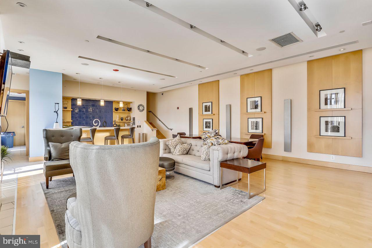 475 K St NW #610
