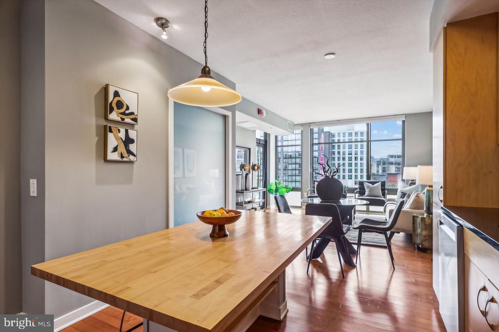 475 K St NW #610