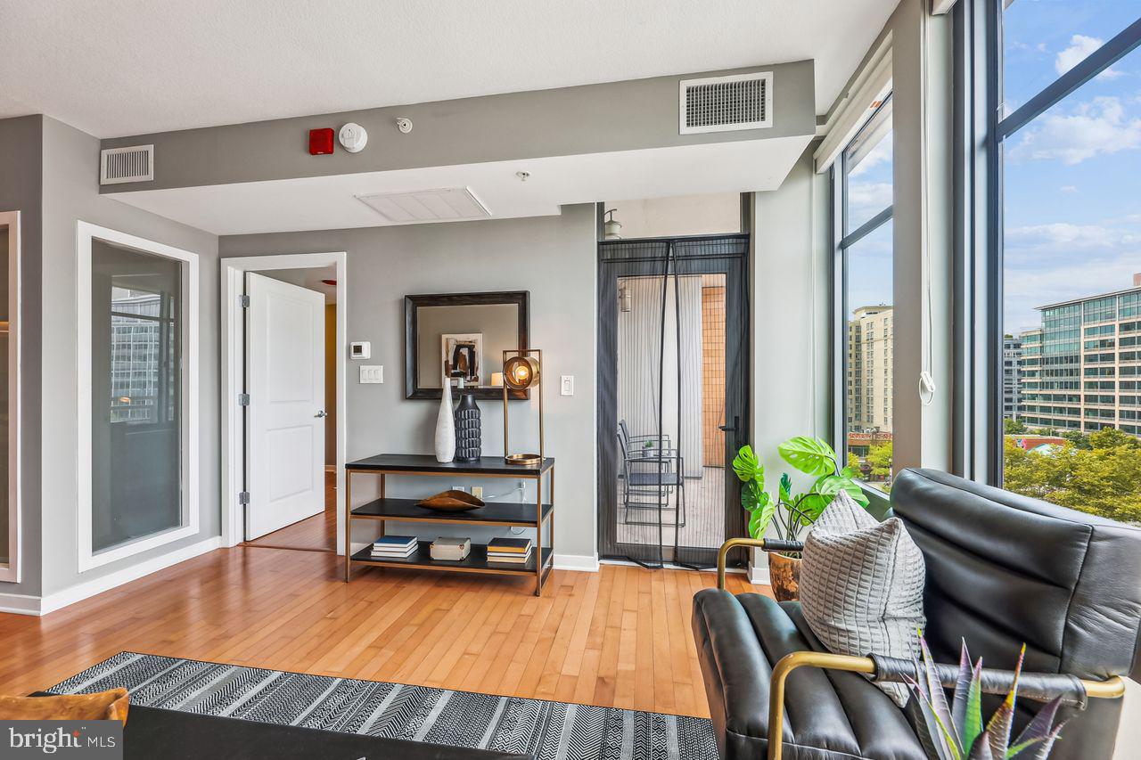 475 K St NW #610