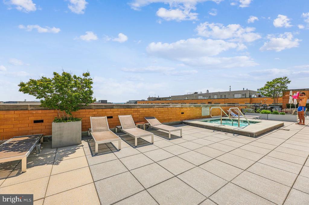 475 K St NW #610