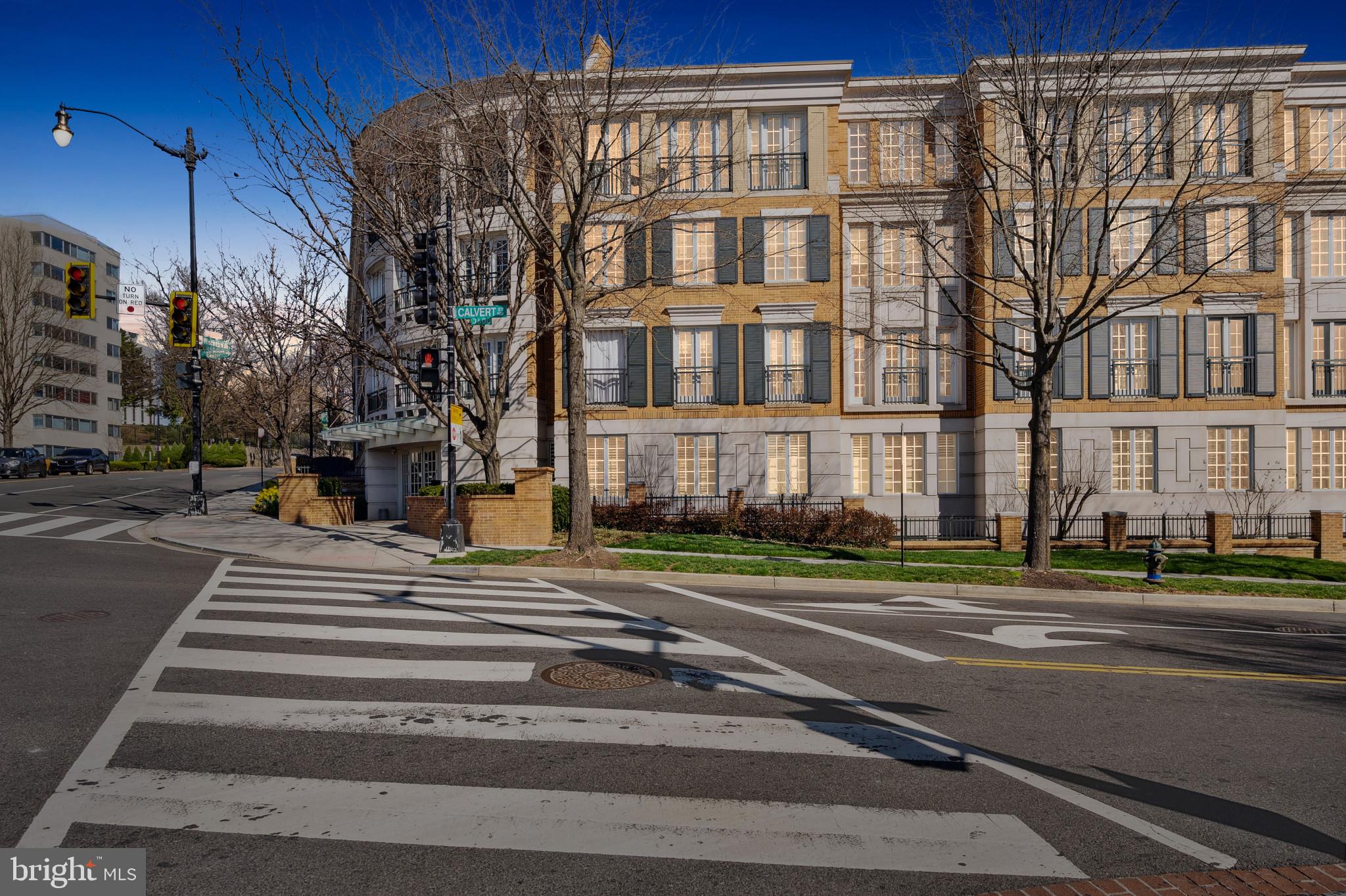 2501 Wisconsin Ave NW #404