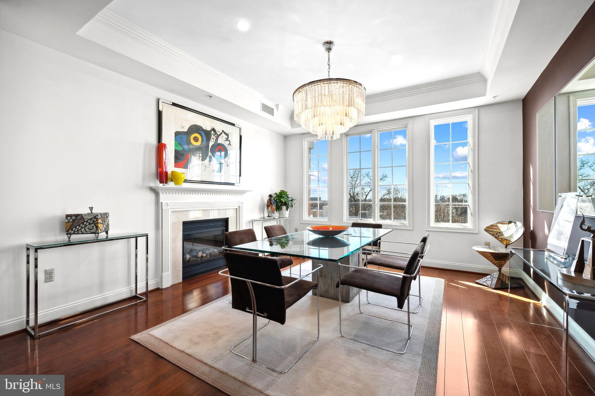2501 Wisconsin Ave NW #404