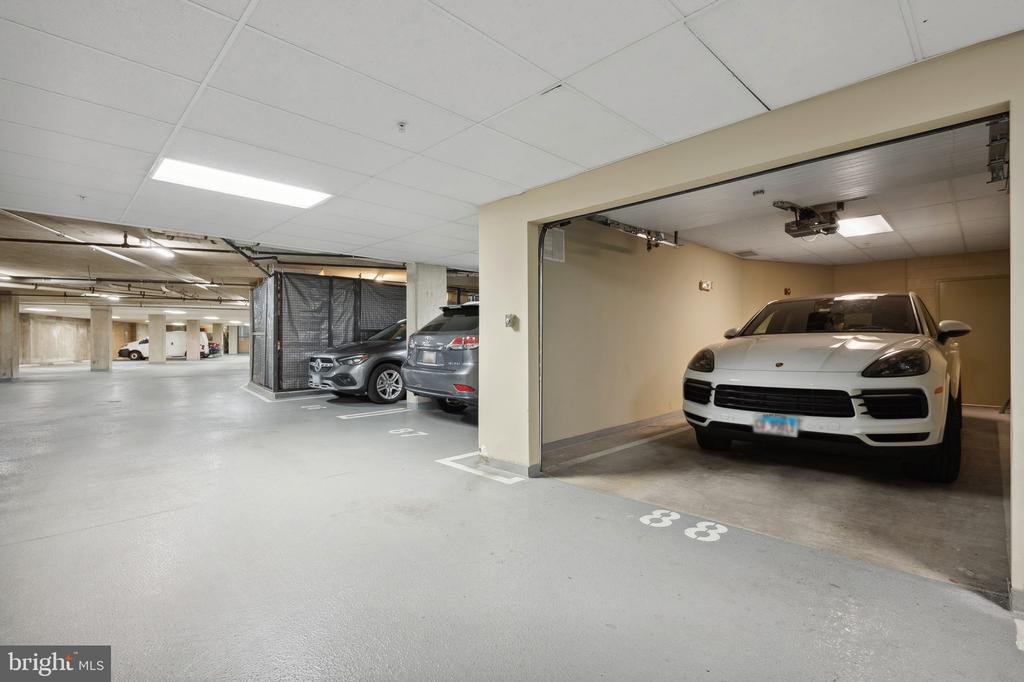 2501 Wisconsin Ave NW #404