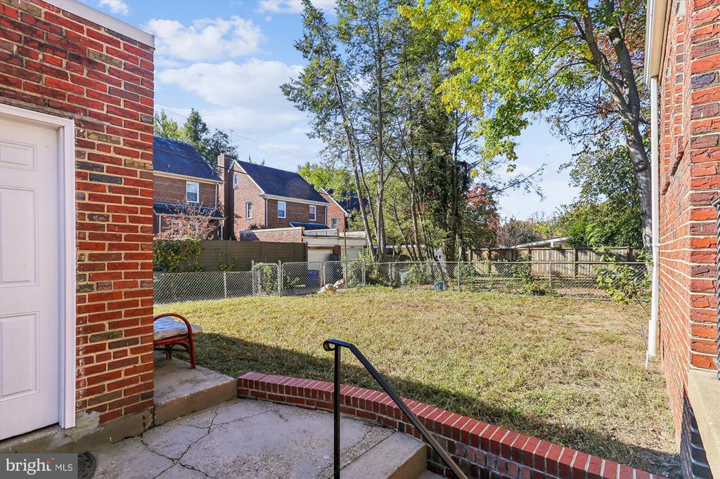 1348 UNDERWOOD STREET NW