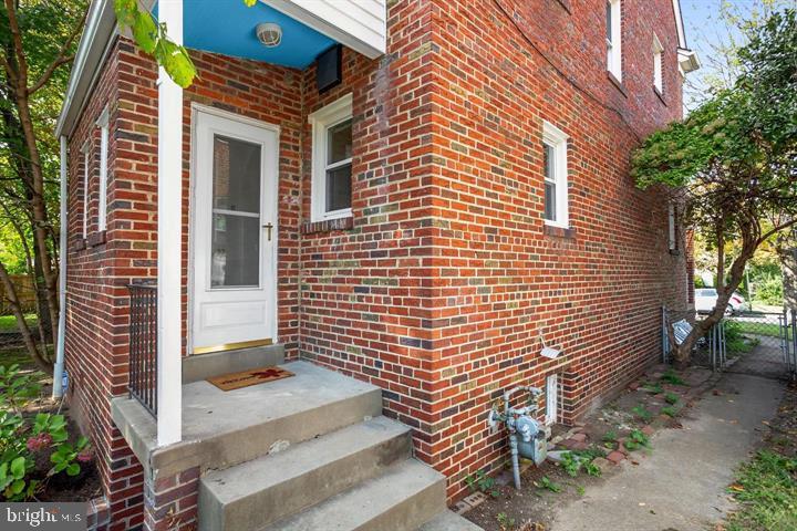 1348 UNDERWOOD STREET NW