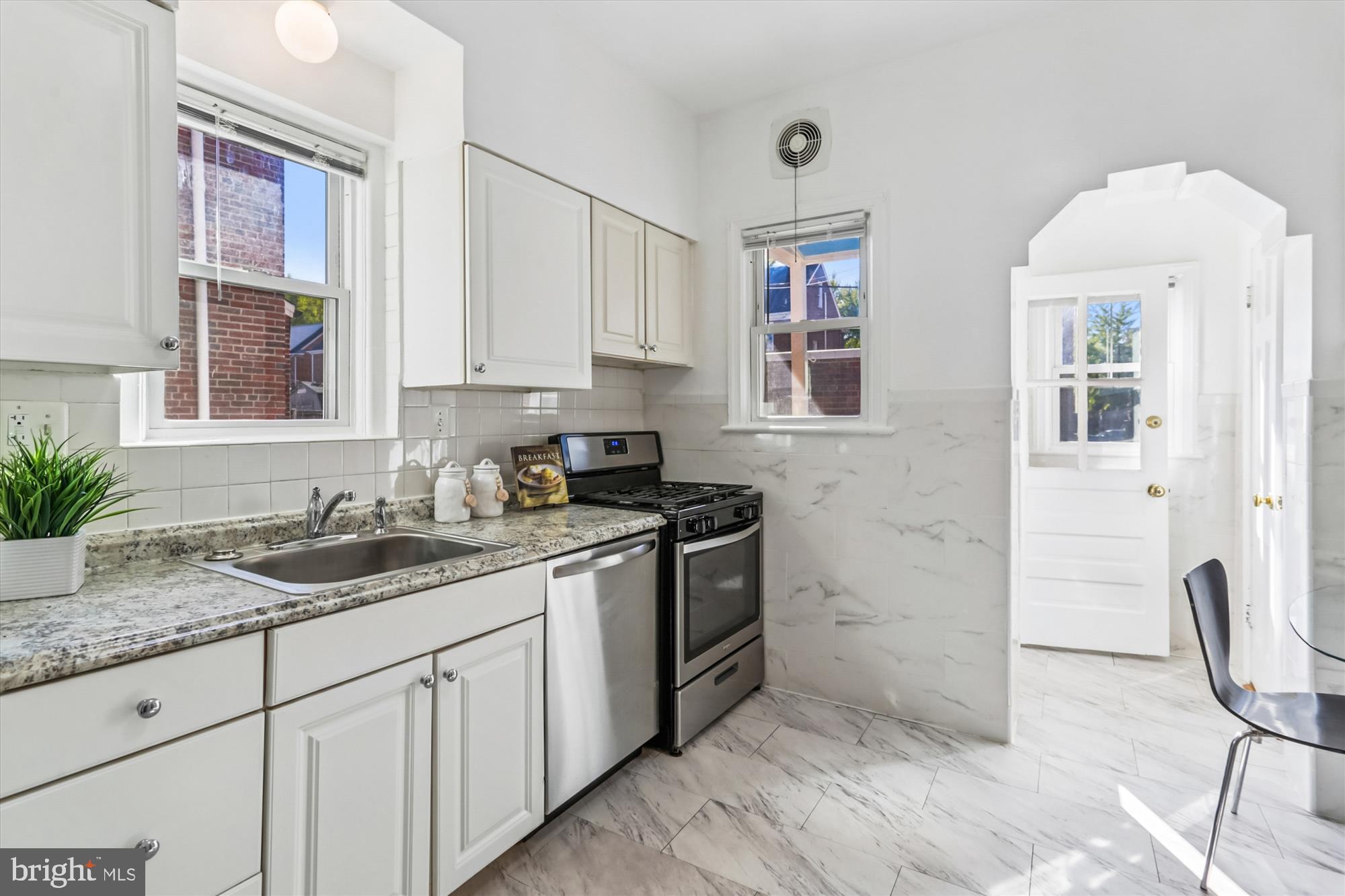 1348 UNDERWOOD STREET NW