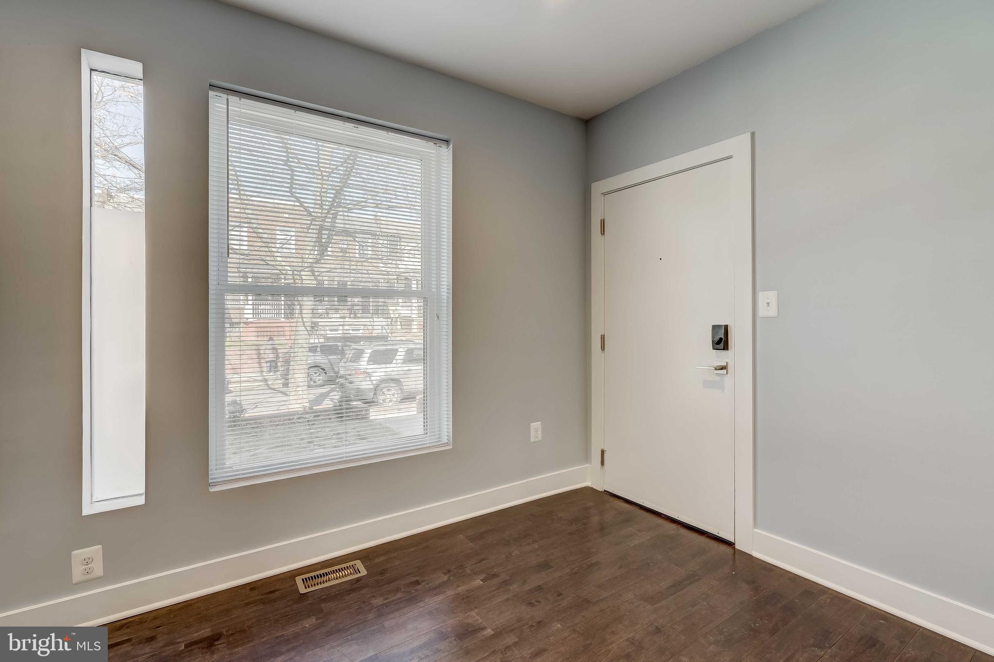 1605 F STREET NE 2