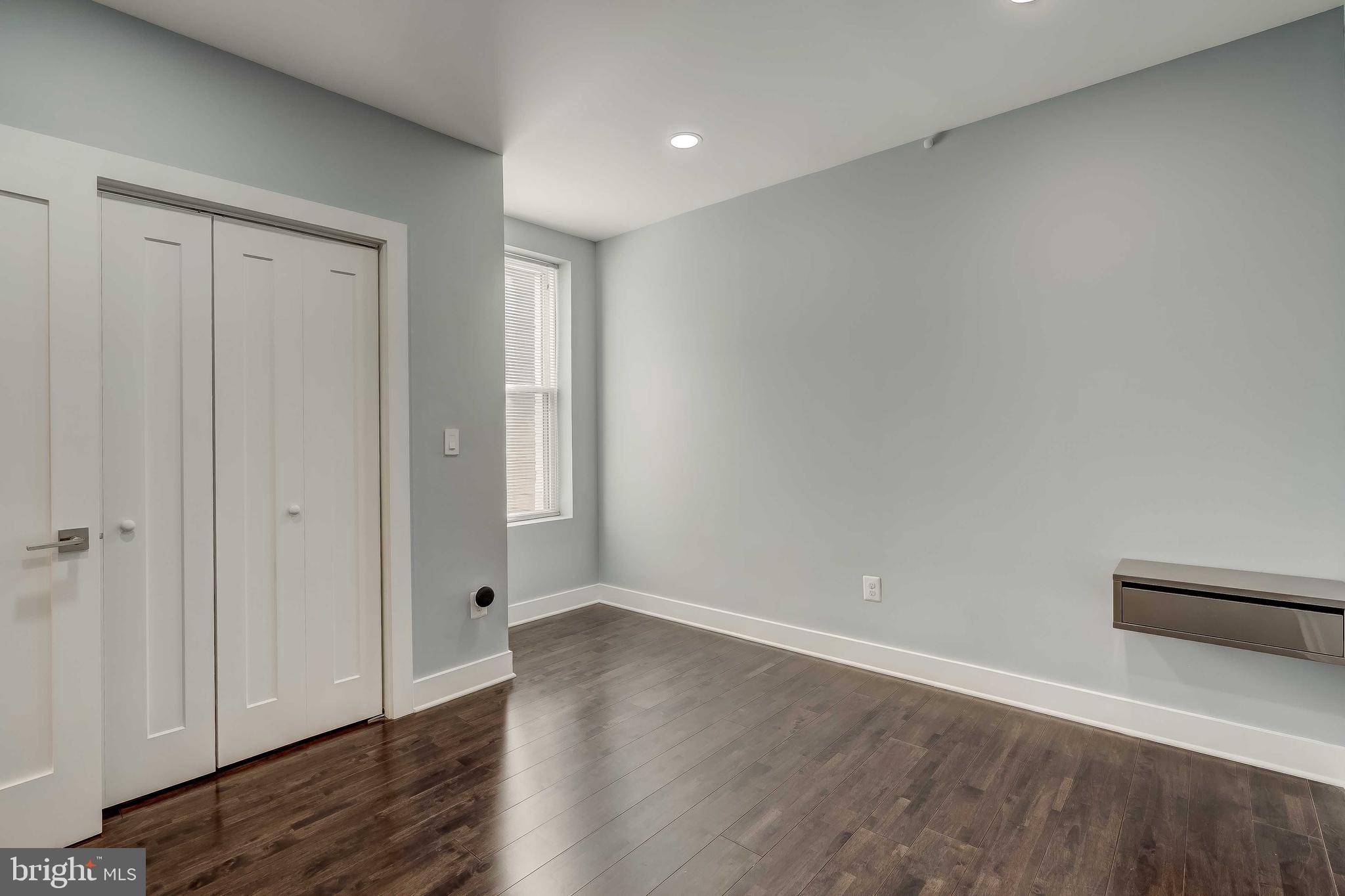 1605 F STREET NE 2