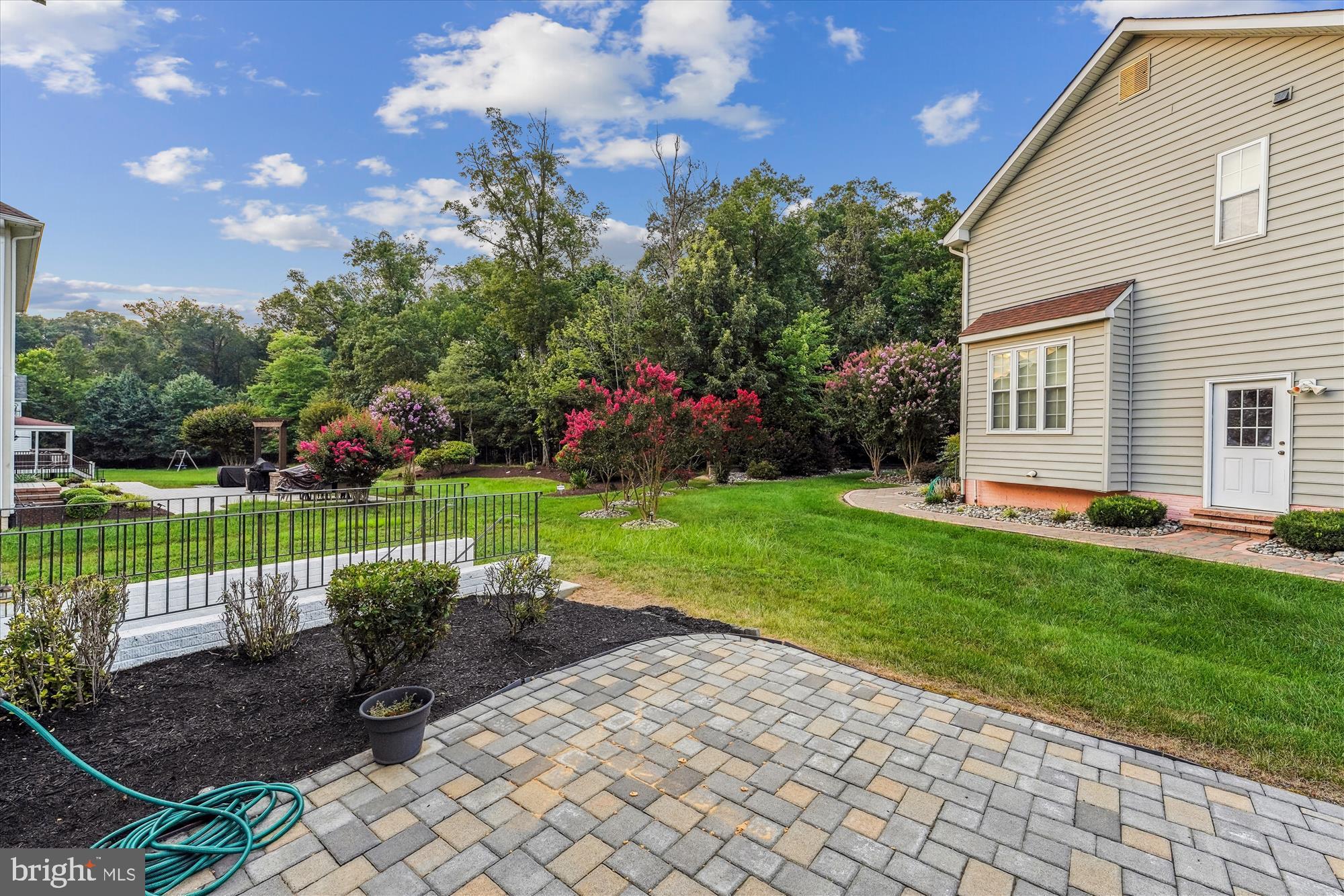 3380 Braemar Ct