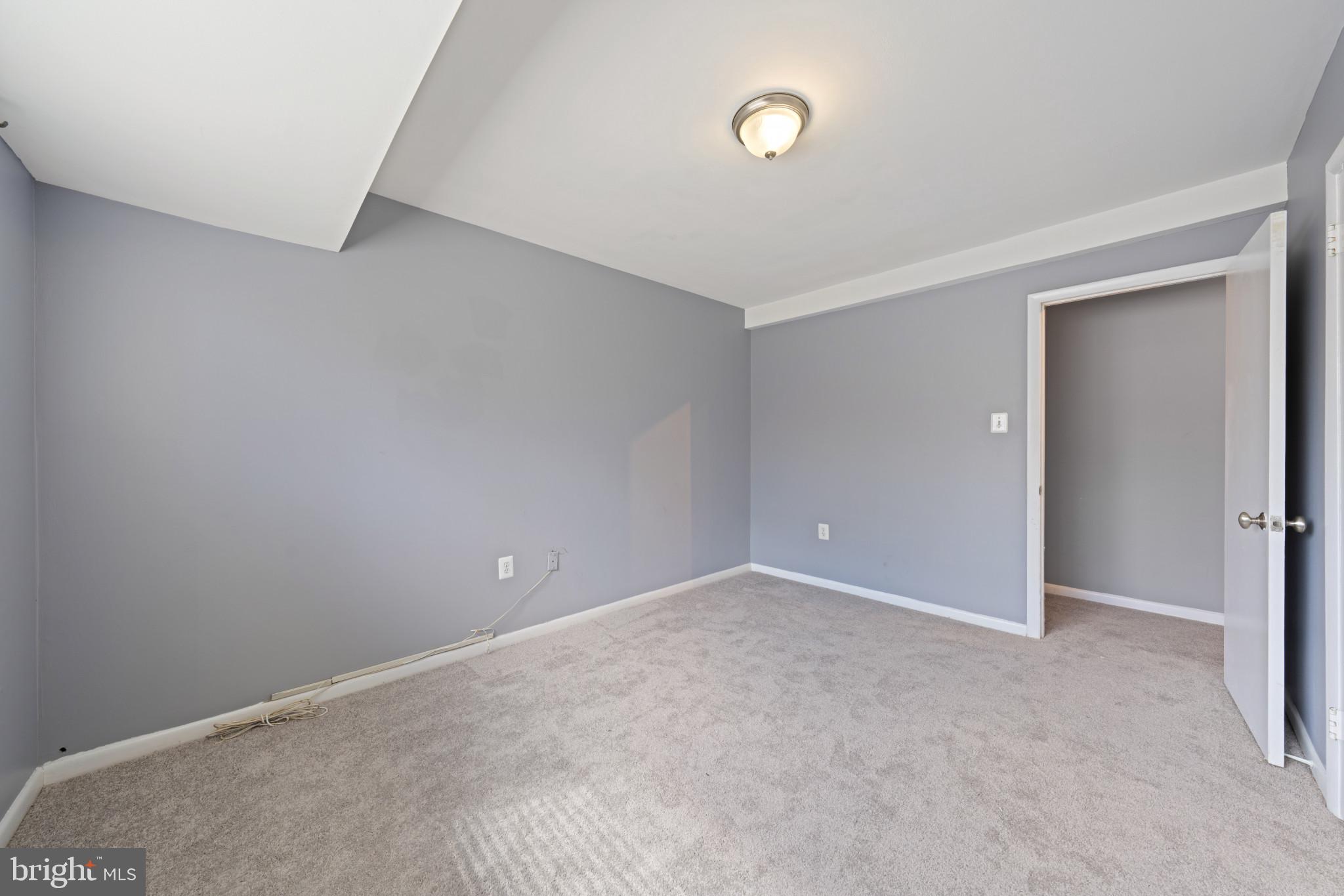 10620 WEYMOUTH STREET 1