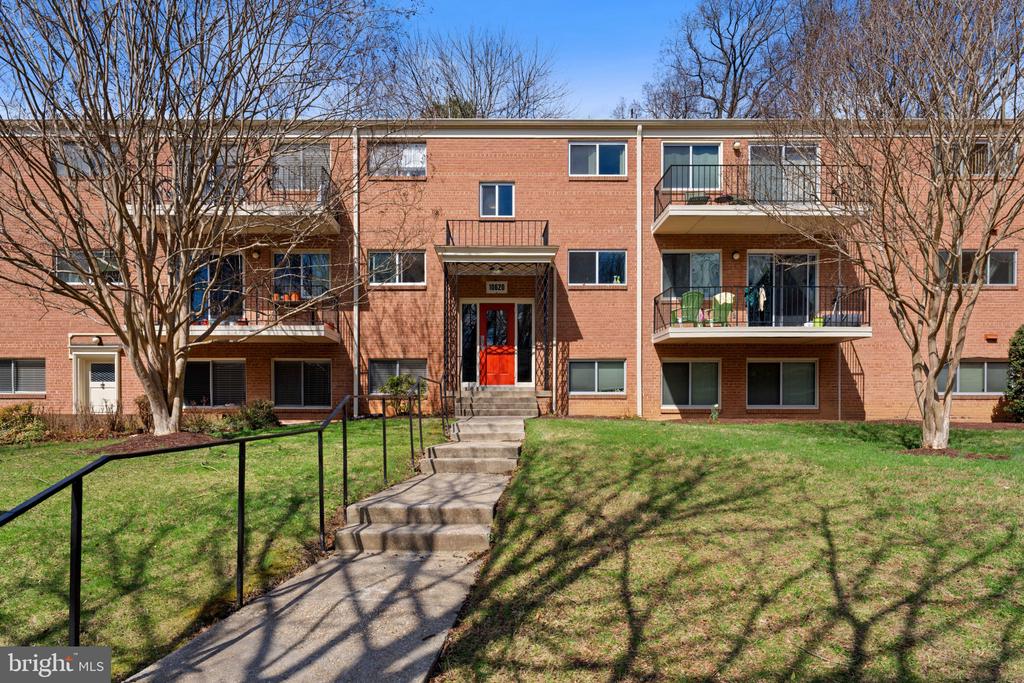 10620 WEYMOUTH STREET 1
