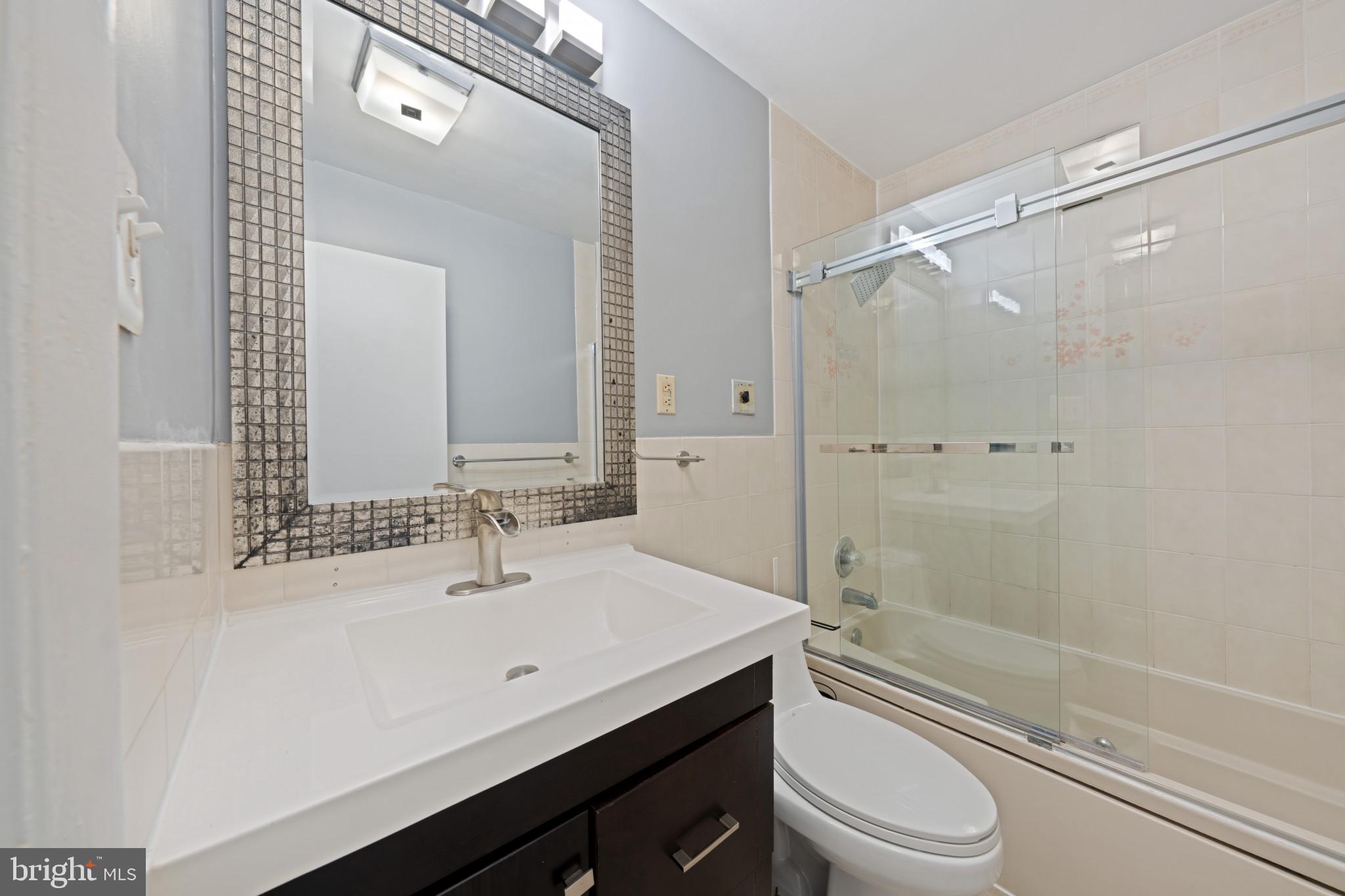 10620 WEYMOUTH STREET 1