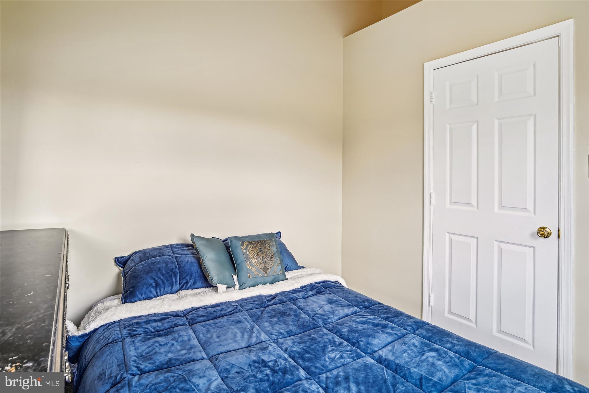 3920 Elite St