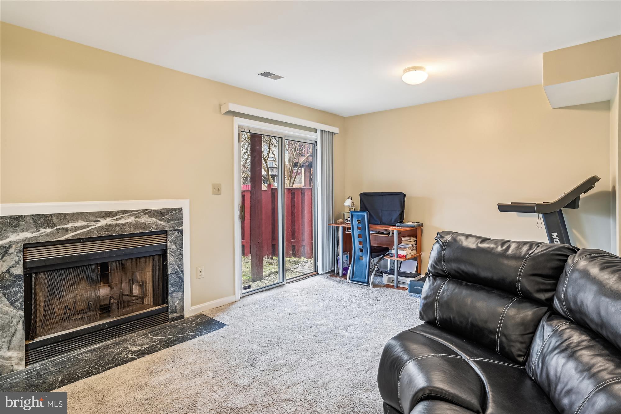 3920 Elite St