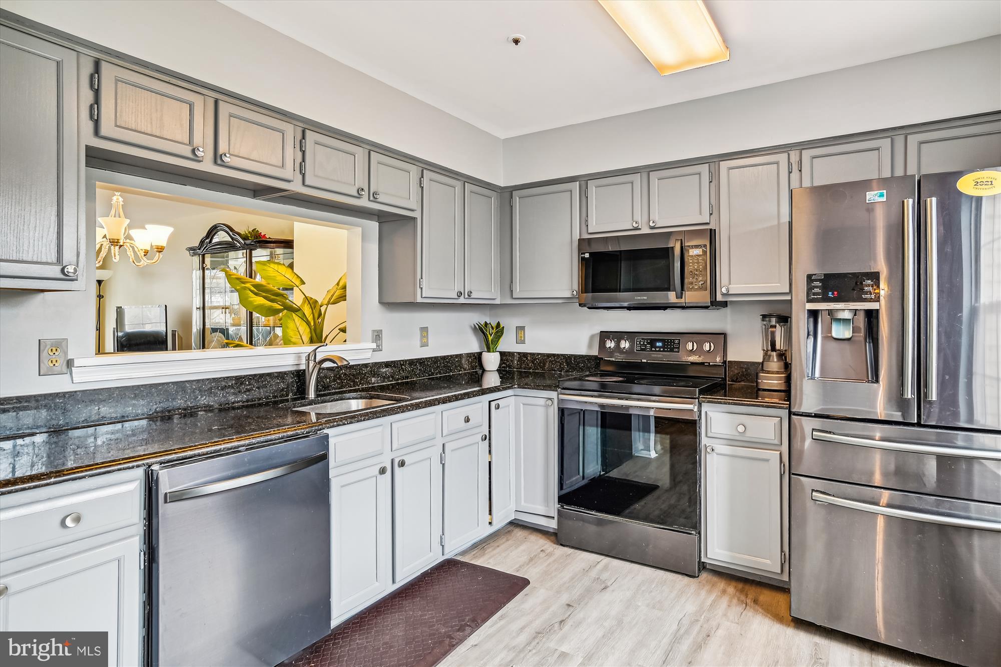 3920 Elite St