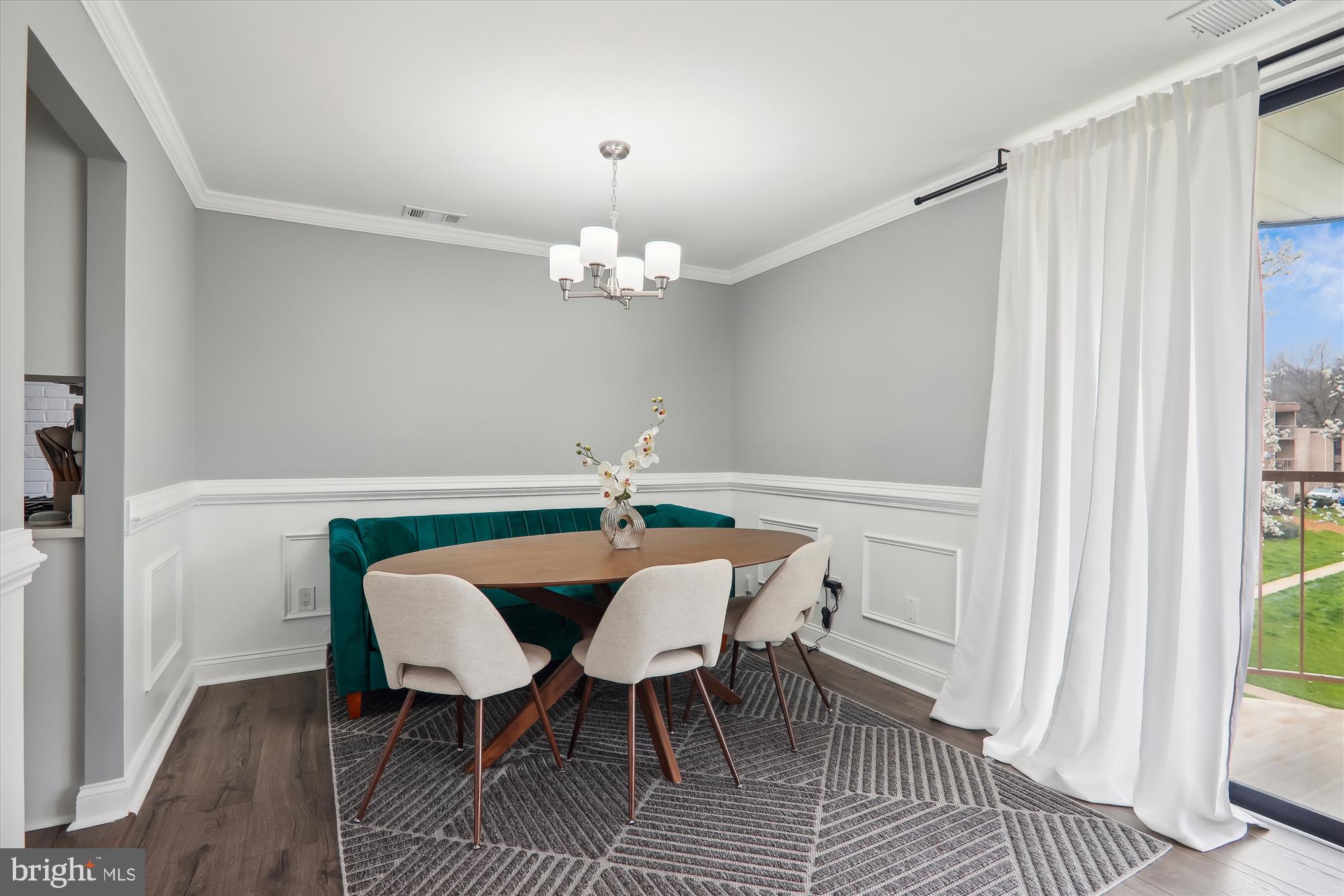 3330 HUNTLEY SQUARE DR #A-1