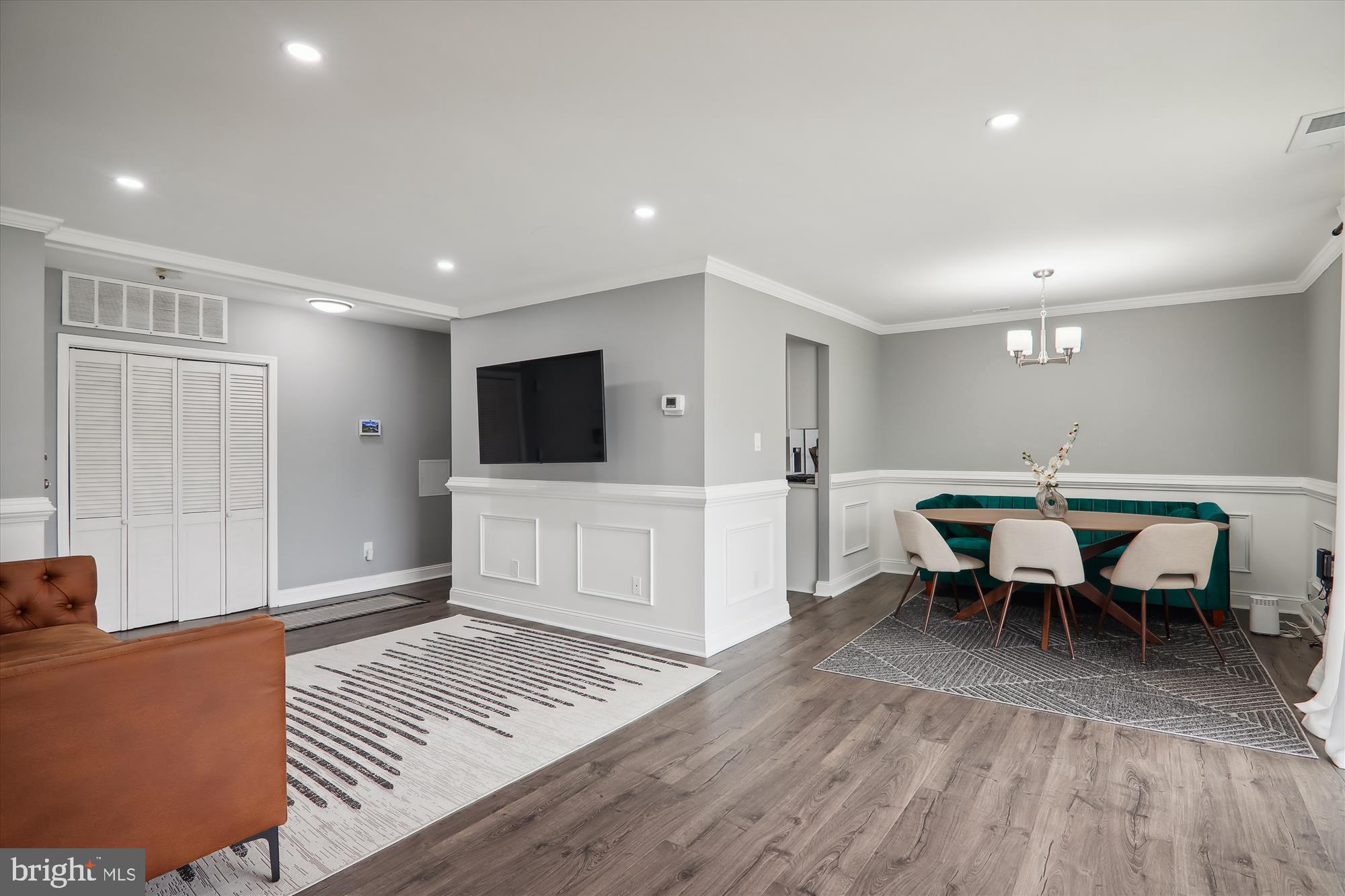 3330 HUNTLEY SQUARE DR #A-1