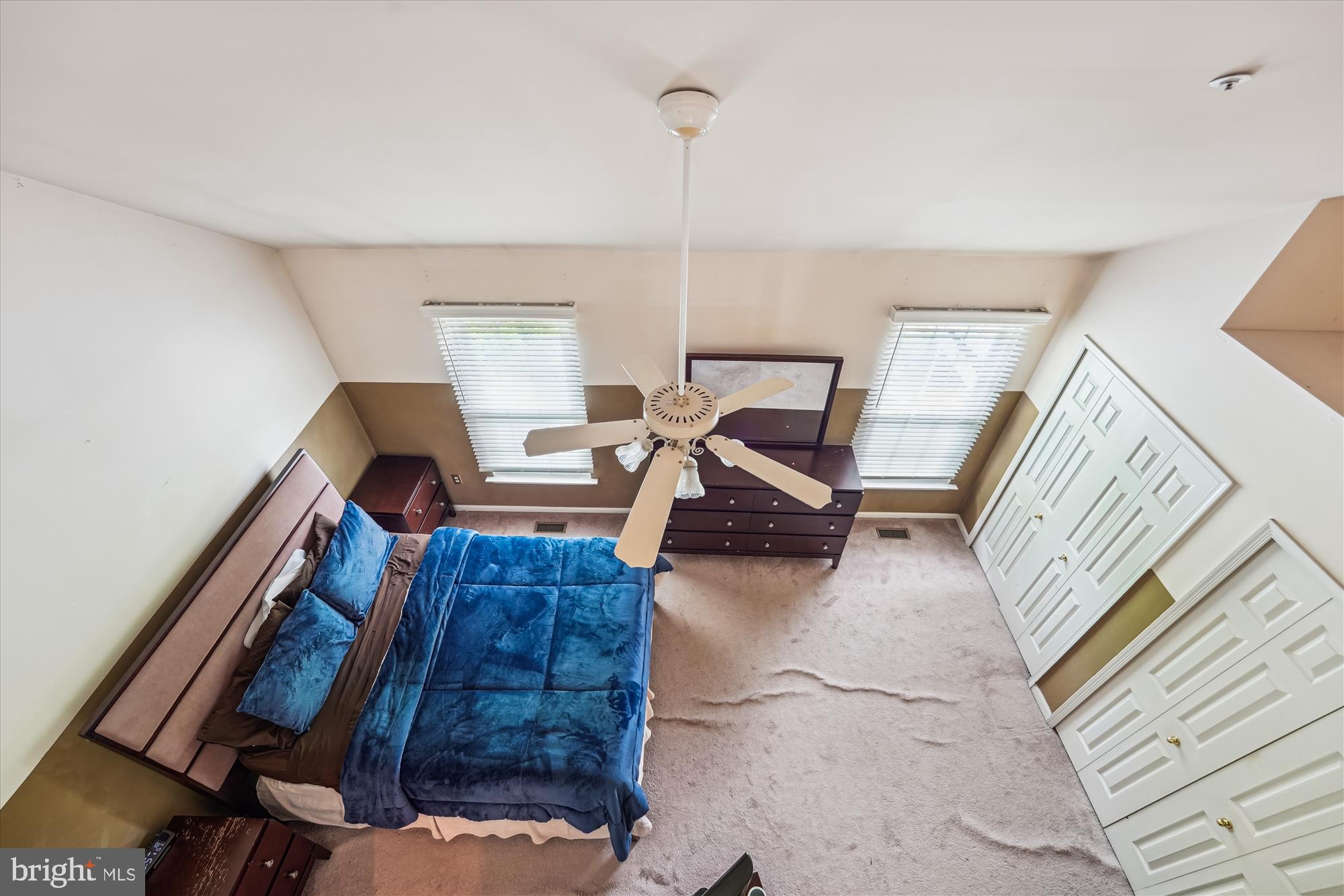 10048 Quiet Brook Ln